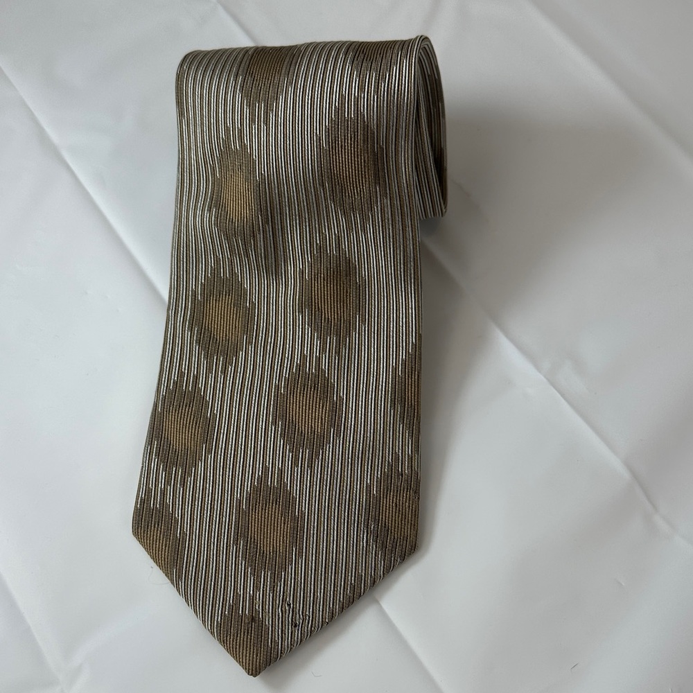 DKNY Tie Brown Tan Cream Geometric Pattern Necktie 100% Silk USA Long 62”